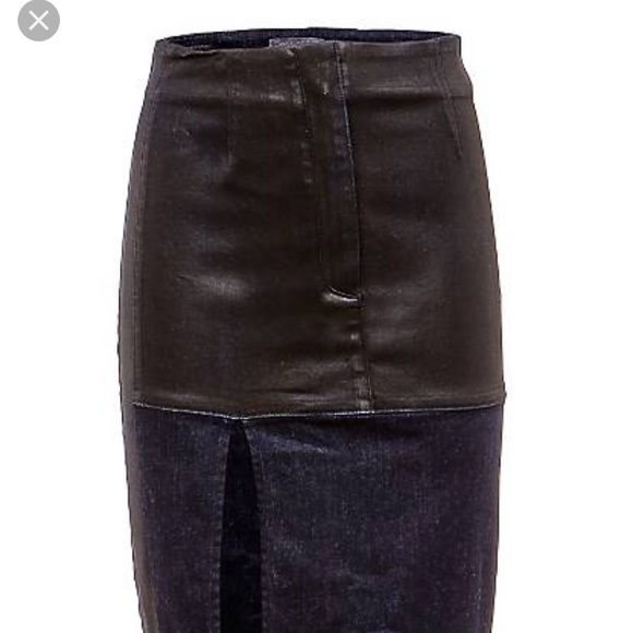 Stretchy Black Pencil Skirt w/High Slit from Guess - Picture 4 of 8
